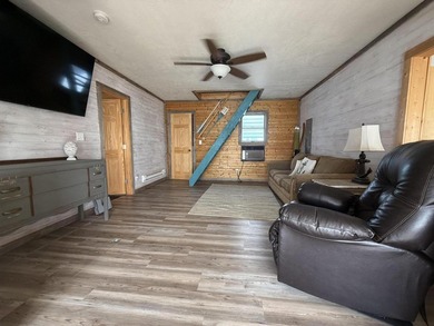 Wake up to sparkling water views and endless lake days at this - photo 17