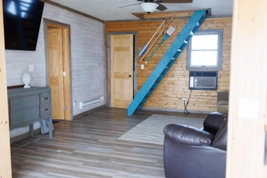 Wake up to sparkling water views and endless lake days at this - photo 20