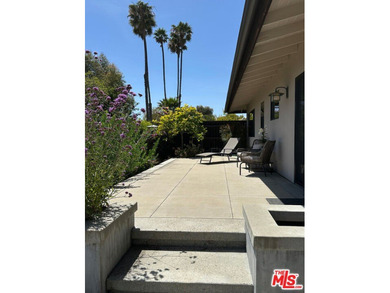 This Malibu Mid Century Ranch home sits on a gorgeous, nearly - photo 21