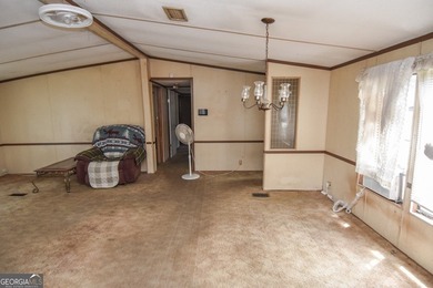 Investor special! Situated on approx. 0.44acre lot with existing - photo 22