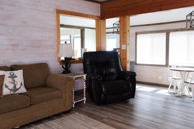 Wake up to sparkling water views and endless lake days at this - photo 22
