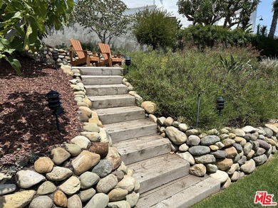 This Malibu Mid Century Ranch home sits on a gorgeous, nearly - photo 23