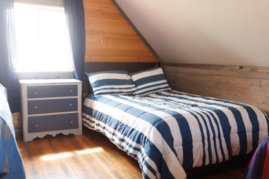 Wake up to sparkling water views and endless lake days at this - photo 24