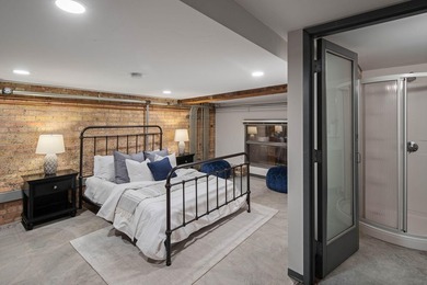 Located in the historic 801 lofts, this authentic loft offers a - photo 27