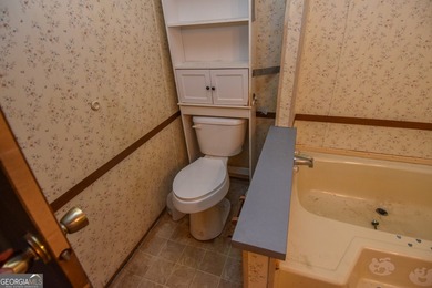 Investor special! Situated on approx. 0.44acre lot with existing - photo 30