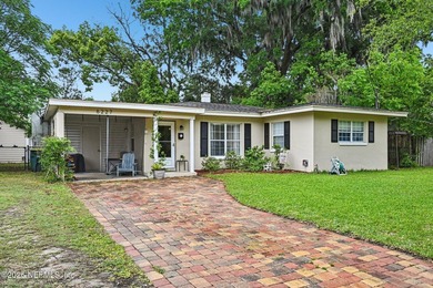 Welcome home to this Lakewood charmer, where comfort and - photo 1