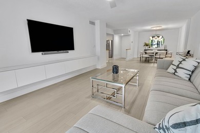 Completely renovated and professionally designed 2-bedroom, 2 - photo 3
