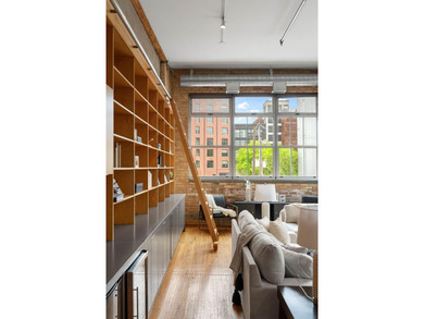 Located in the historic 801 lofts, this authentic loft offers a - photo 33
