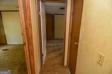 Investor special! Situated on approx. 0.44acre lot with existing - photo 36