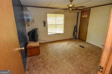 Investor special! Situated on approx. 0.44acre lot with existing - photo 37