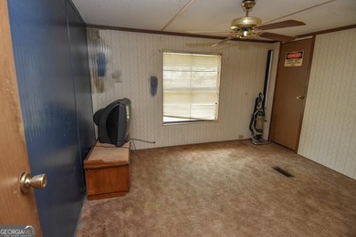Investor special! Situated on approx. 0.44acre lot with existing - photo 44