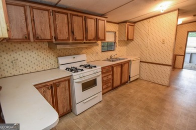 Investor special! Situated on approx. 0.44acre lot with existing - photo 48