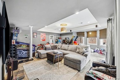 Welcome Home to 962 Hidden Valley Drive... Custom Built w/2x6 - photo 10