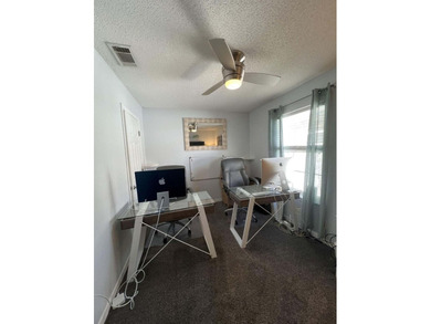 **Sellers to include 1 year home warranty** Lovely three bedroom - photo 11