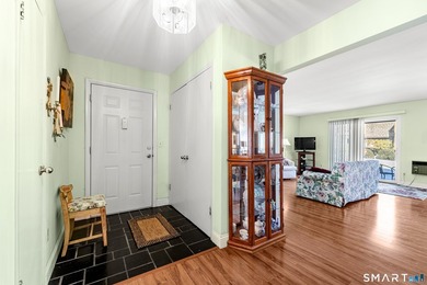 Welcome to effortless one-level living at Manor North - photo 4