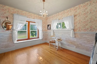 Princeton Charm galore! Completely updated craftsman style ranch - photo 20
