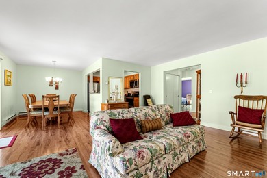 Welcome to effortless one-level living at Manor North - photo 10