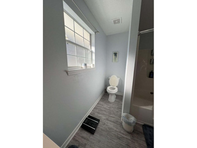 **Sellers to include 1 year home warranty** Lovely three bedroom - photo 23