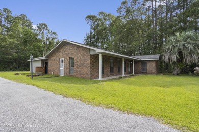 Great Brick Home with an Additional Lot! Enjoy extra space and - photo 3