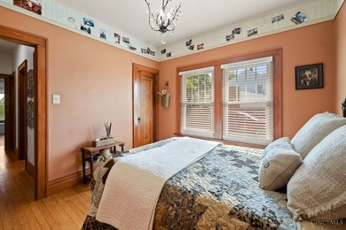Princeton Charm galore! Completely updated craftsman style ranch - photo 24