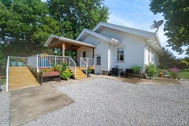 Princeton Charm galore! Completely updated craftsman style ranch - photo 34