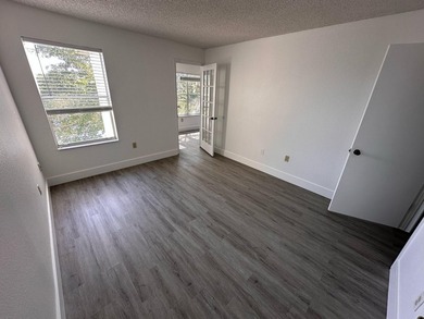 Welcome to paradise in West Palm Beach! This charming 1 bed, 1 - photo 5