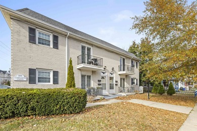 (private lake, pond, coastal) Condo For Sale in Cape May New Jersey