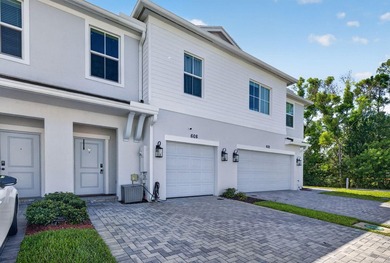 Built in 2023, this beautifully maintained 3-bedroom, 2 - photo 2