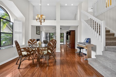 Welcome to this charming 3-bedroom, 2.5-bathroom townhouse - photo 4