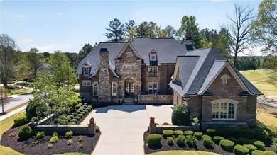 Luxury and a refined lifestyle are waiting for you here inside - photo 1