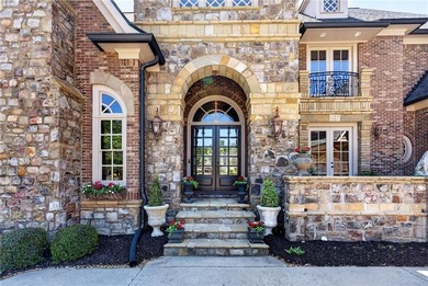 Luxury and a refined lifestyle are waiting for you here inside - photo 3