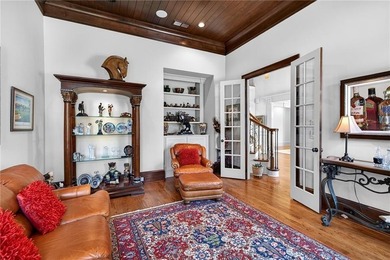 Luxury and a refined lifestyle are waiting for you here inside - photo 9