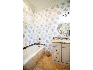 Custom Winchip build with a timeless design, 6BR/6.2BA + den - photo 32