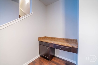 Welcome home to this well maintained 3 bedroom, 2.5 bath - photo 3