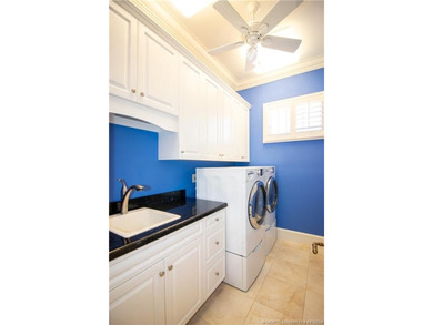 Custom Winchip build with a timeless design, 6BR/6.2BA + den - photo 37