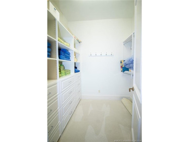 Custom Winchip build with a timeless design, 6BR/6.2BA + den - photo 47