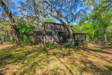 Back on market due to Buyers funds tied up!!! Discover a truly - photo 2