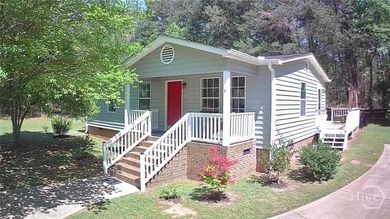 Welcome to your fully updated retreat in the highly sought-after - photo 5