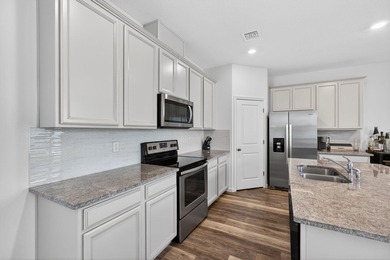 This beautifully maintained 3-bedroom, 2.5-bath home offers - photo 10