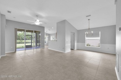 Step inside this meticulously maintained 3-bedroom, 2-bathroom - photo 11