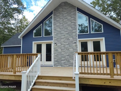 Conashaugh Lake Home For Sale in Milford Pennsylvania