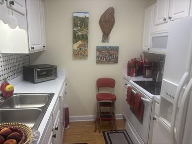 Covenant Towers is a 55 and older fantastic Retirement Community - photo 15