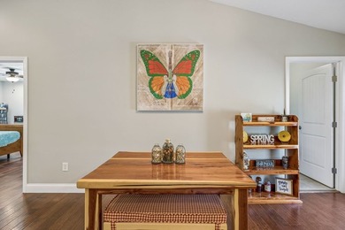 Immaculately maintained home on 1.82 ACRE LOT. Room for a garage - photo 16