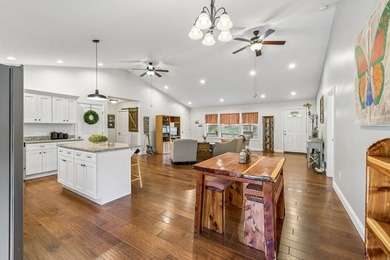 Immaculately maintained home on 1.82 ACRE LOT. Room for a garage - photo 17