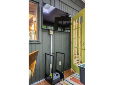 This is the READY TO RENT Home that you have waited for! No need - photo 33