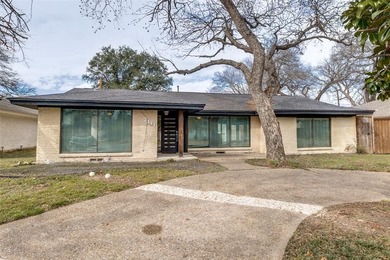 White Rock Lake Home For Sale in Dallas Texas