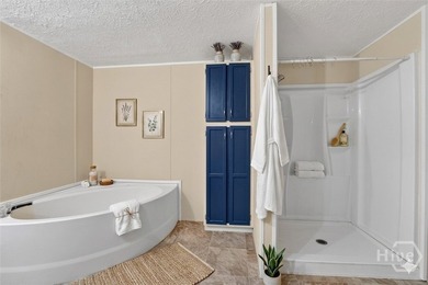 New PRICE - Charming 3 bed, 2 bath home nestled in a peaceful - photo 9