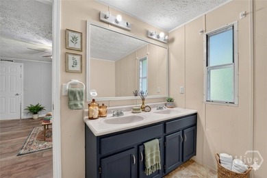 New PRICE - Charming 3 bed, 2 bath home nestled in a peaceful - photo 10