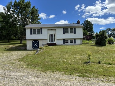 Welcome to 32 Leander Harmon Road! This home provides country - photo 6