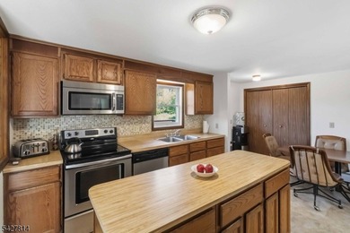 Welcome to a truly special offering in Upper Greenwood Lake, a - photo 13